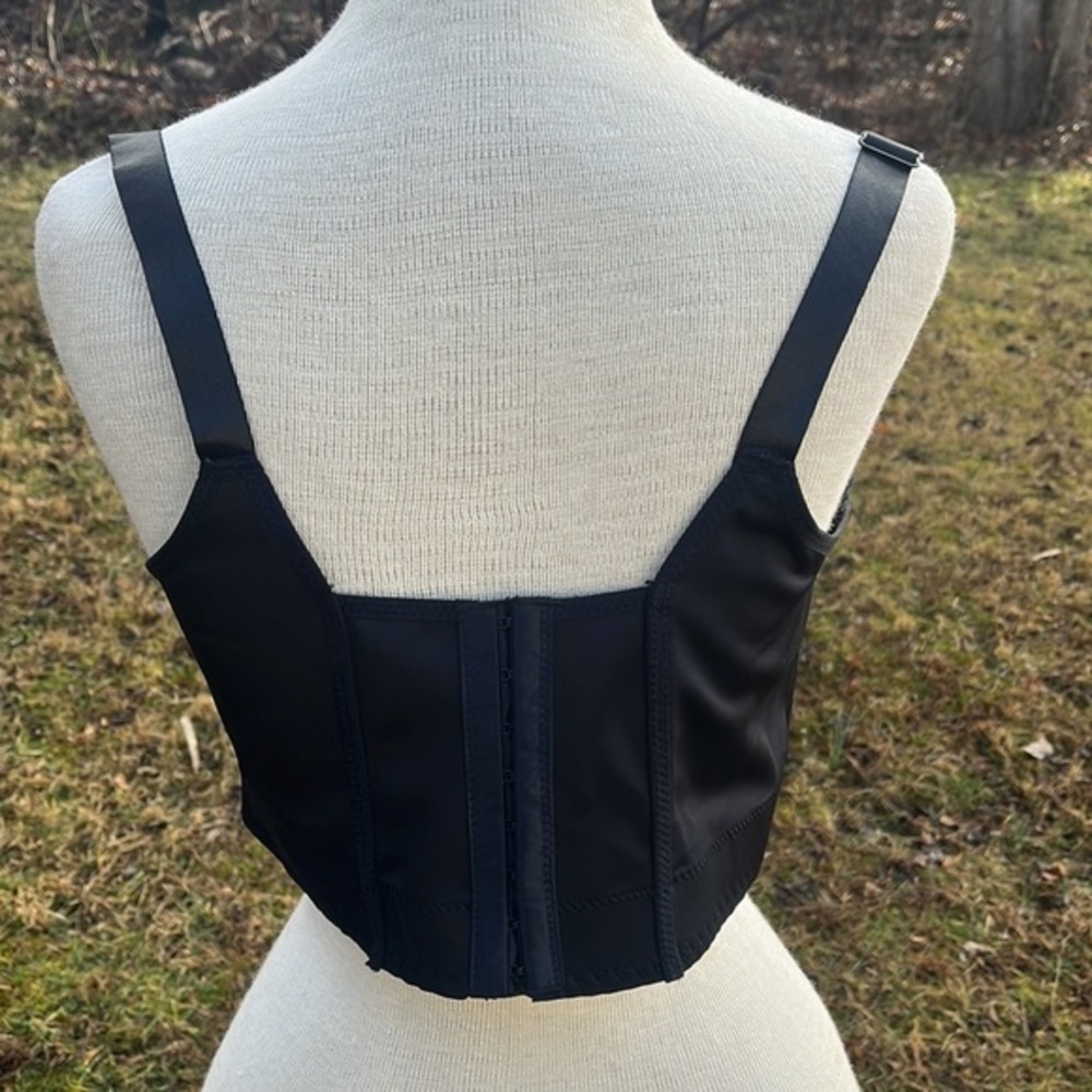 Black Bra Size 40 D, NWOT, high support - Picture 6 of 10